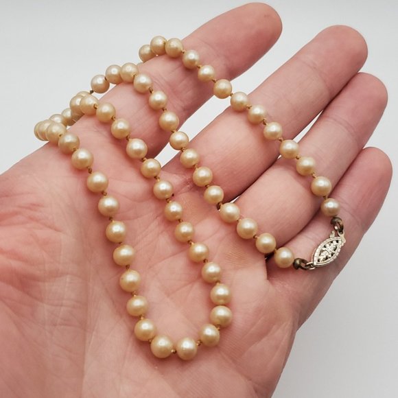 16 Inch 925 Sterling Silver Faux Pearls With Fancy Clasp Necklace - Picture 2 of 6